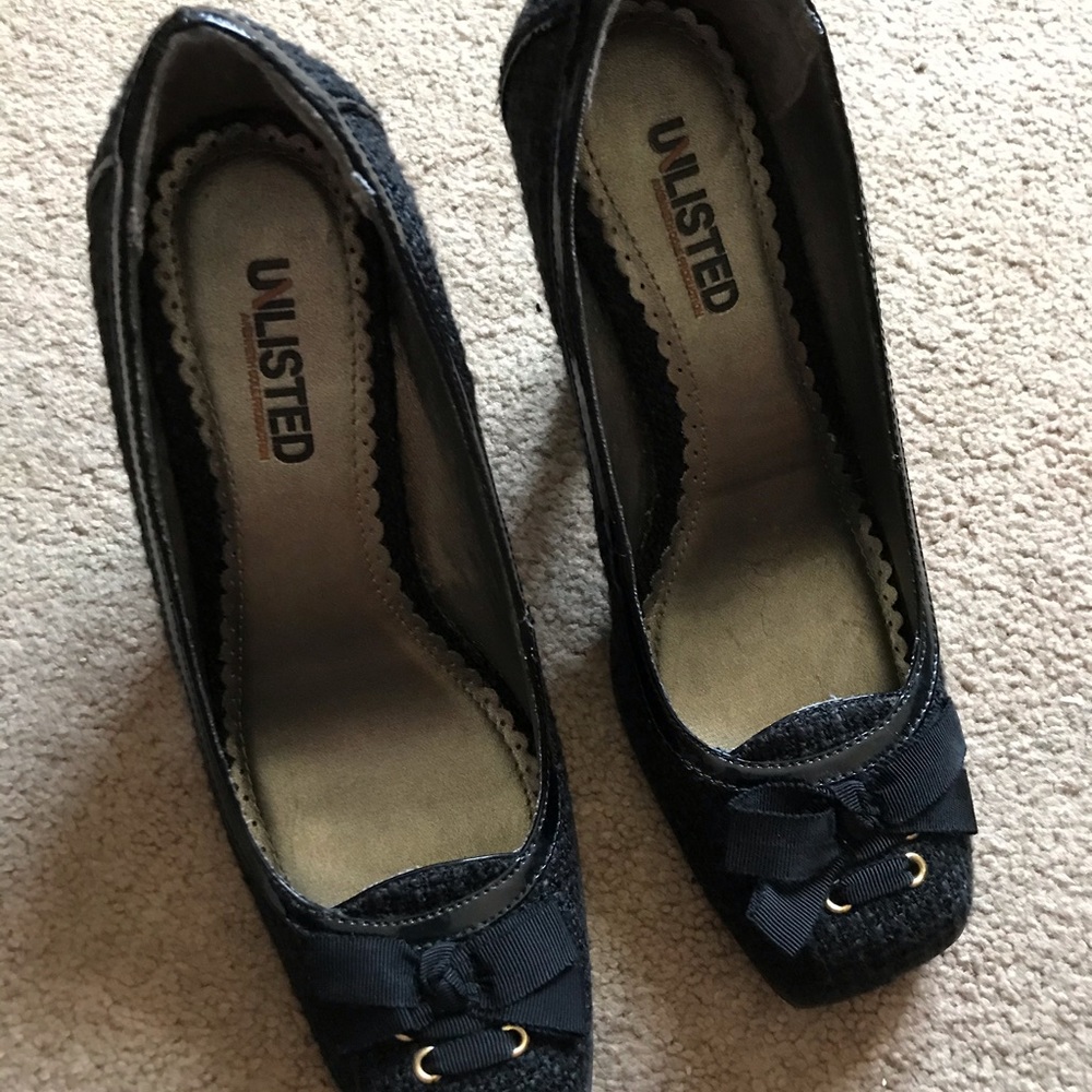 Shoes - Picture 10 of 10